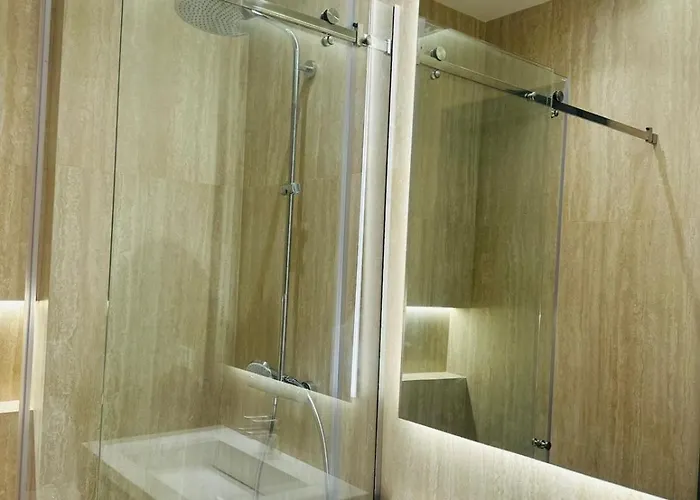 Rose Bianco * Tirana